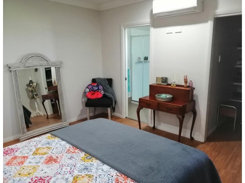 14 Edgewood Drive, Emerald QLD 4720