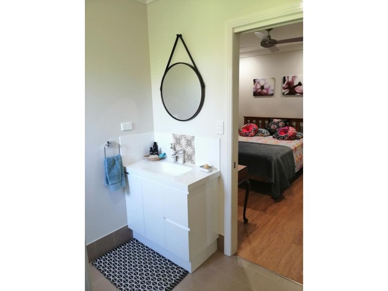 14 Edgewood Drive, Emerald QLD 4720