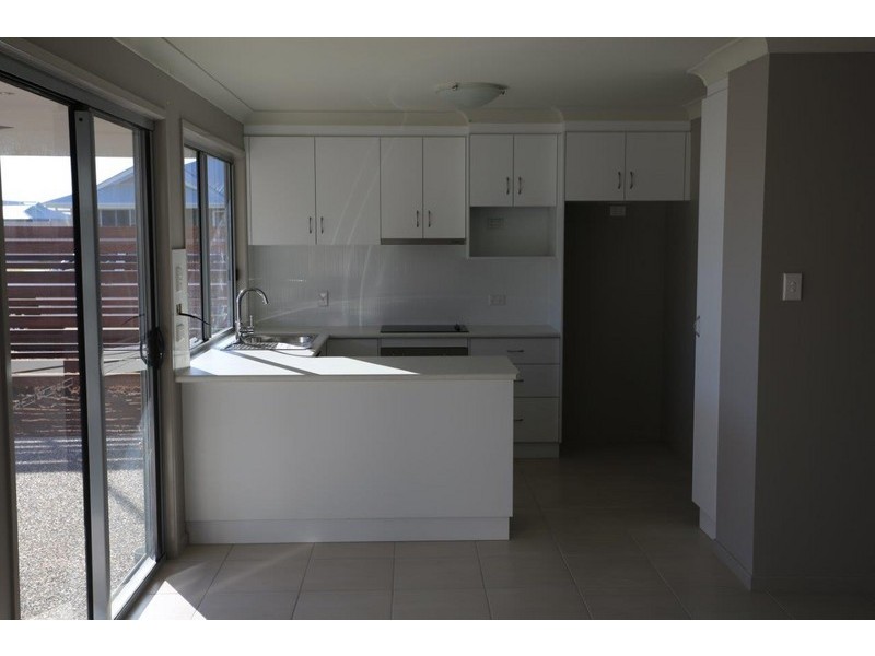 3/44 Kassidy Drive, Emerald QLD 4720