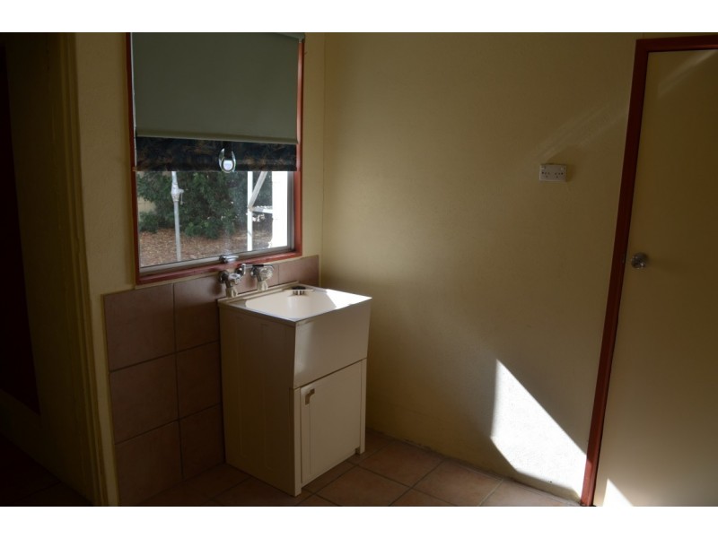 14 Gladstone Street, Emerald QLD 4720