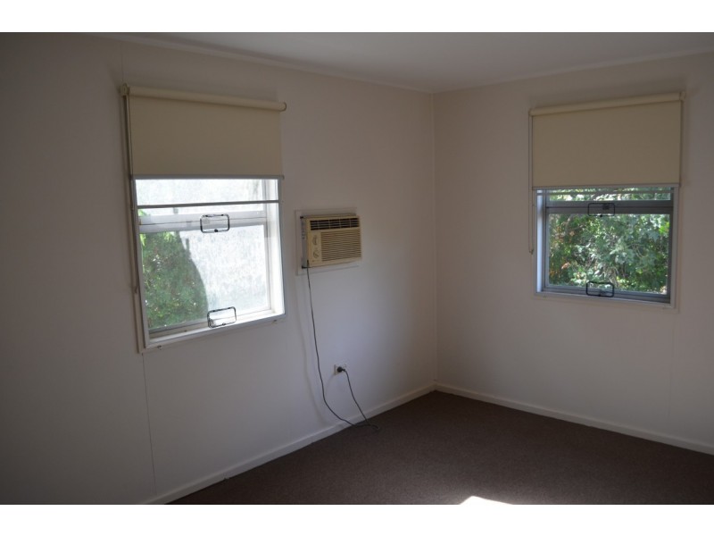 14 Gladstone Street, Emerald QLD 4720