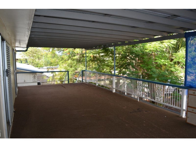 14 Gladstone Street, Emerald QLD 4720