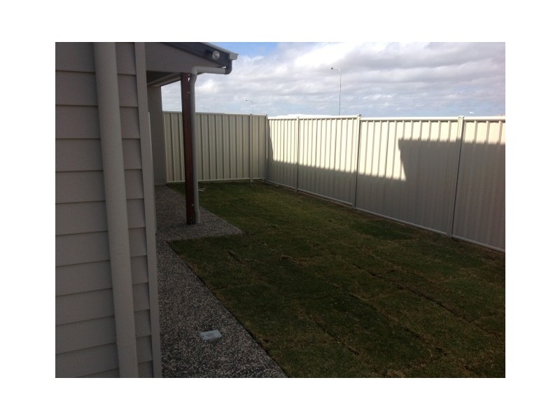 3/44 Kassidy Drive, Emerald QLD 4720