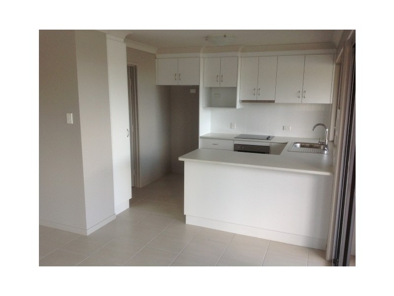 3/44 Kassidy Drive, Emerald QLD 4720