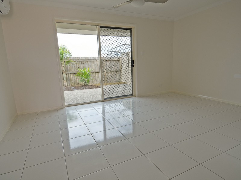 3-29 Scenic Dr, Emerald QLD 4720