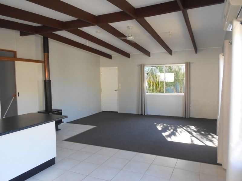 12 Mclean Street, Capella QLD 4723