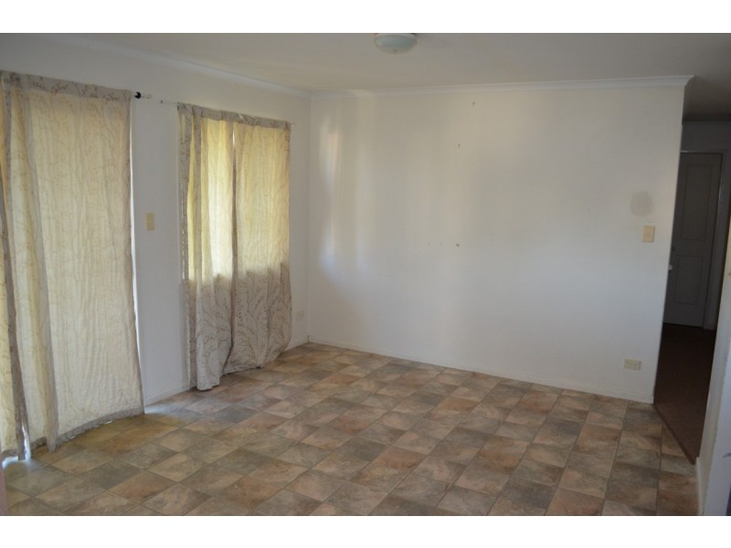 22 Alamein Drive, Emerald QLD 4720