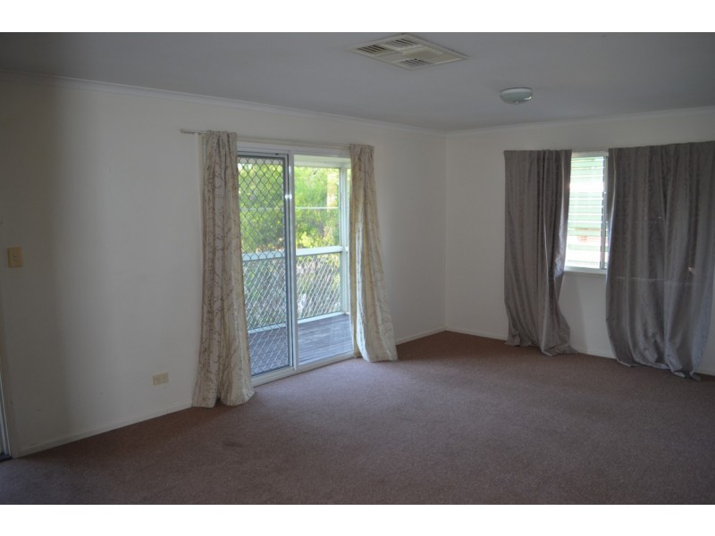 22 Alamein Drive, Emerald QLD 4720