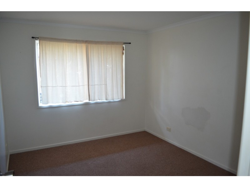 22 Alamein Drive, Emerald QLD 4720