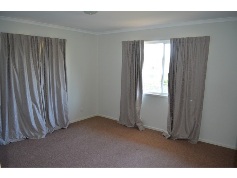 22 Alamein Drive, Emerald QLD 4720