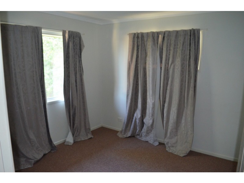 22 Alamein Drive, Emerald QLD 4720