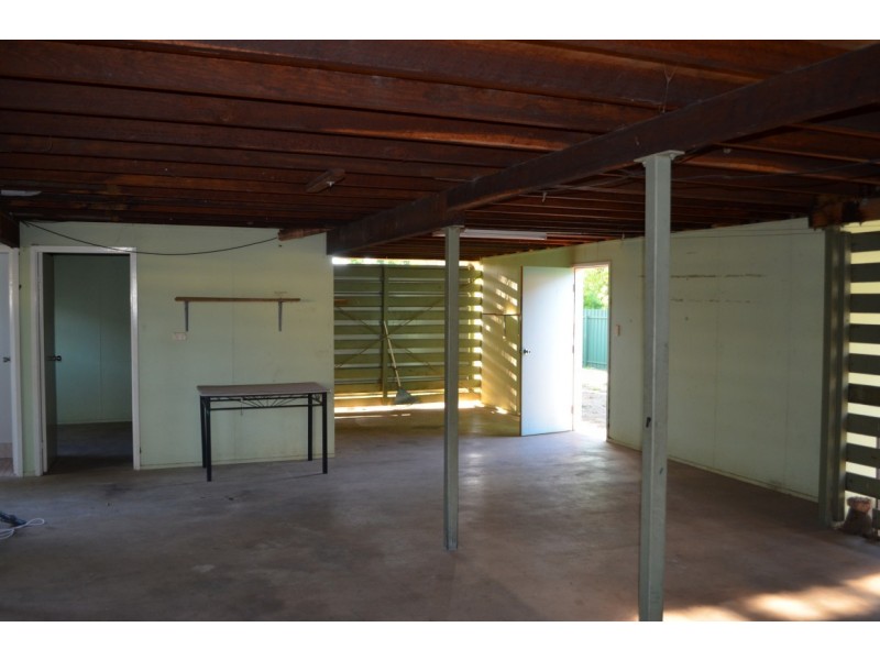 22 Alamein Drive, Emerald QLD 4720