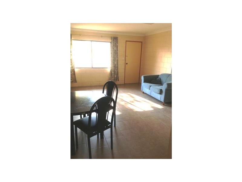 1/18 Esmond Street, Emerald QLD 4720