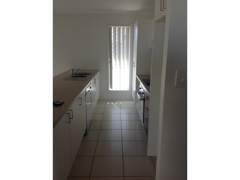 2 LAKESIDE, Emerald QLD 4720