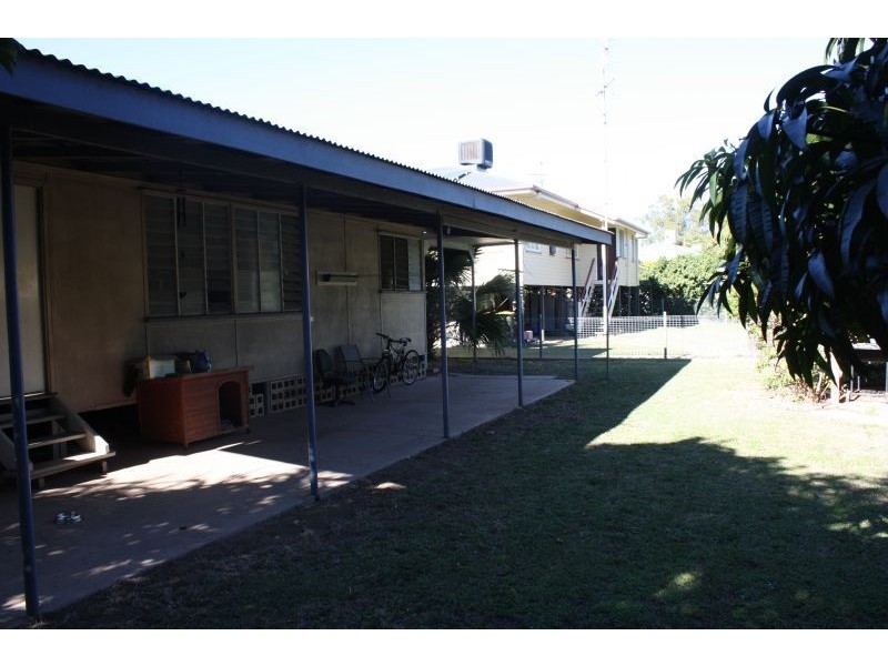 87 Ruby Street, Emerald QLD 4720