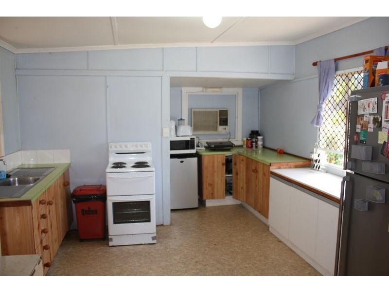 87 Ruby Street, Emerald QLD 4720