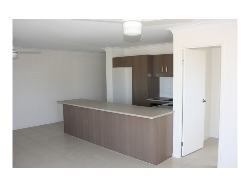 3/6 Sullivan Street, Emerald QLD 4720