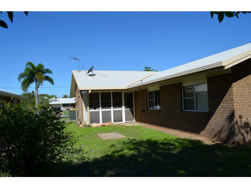 15 Barry Street, Emerald QLD 4720