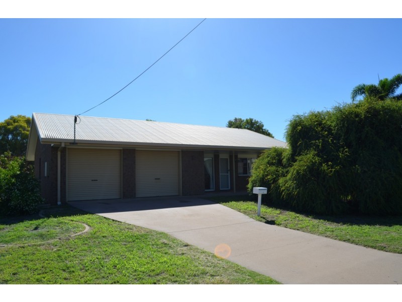 15 Barry Street, Emerald QLD 4720