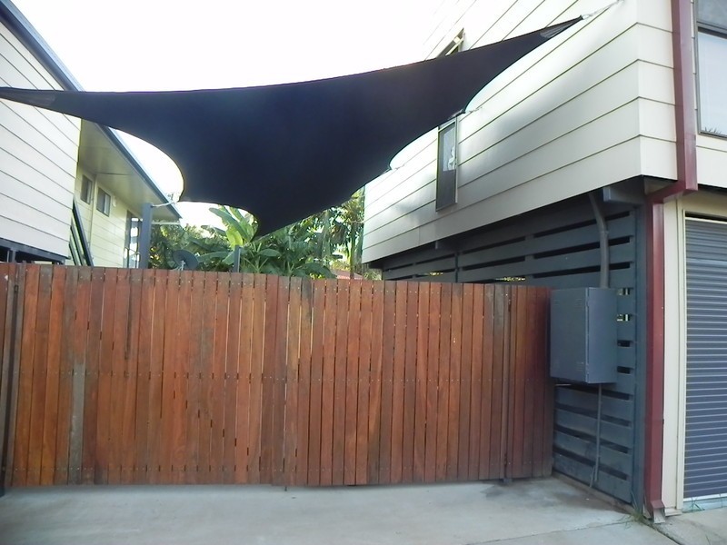 5 Dawn Crescent, Emerald QLD 4720