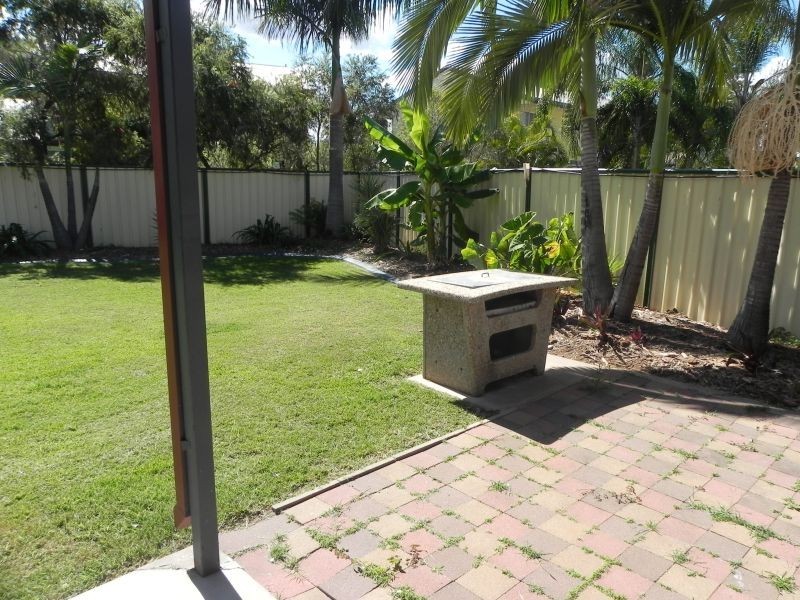 5 Dawn Crescent, Emerald QLD 4720