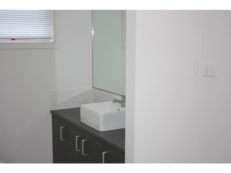 13 Jade Street, Emerald QLD 4720
