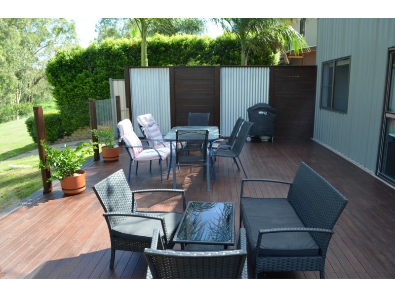 76 Slack Drive, Emerald QLD 4720