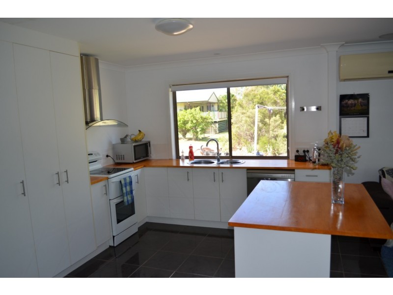 76 Slack Drive, Emerald QLD 4720