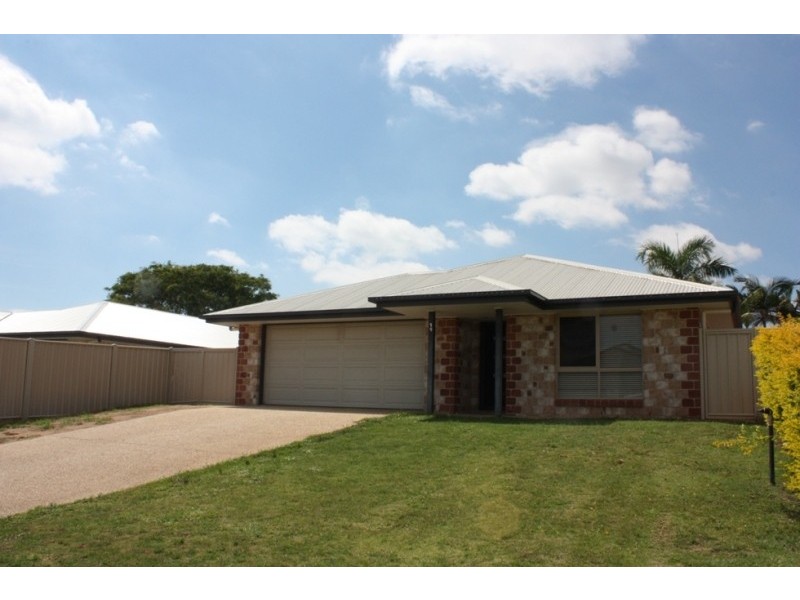 19 Berthun Street, Emerald QLD 4720