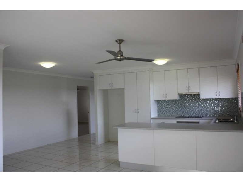 19 Berthun Street, Emerald QLD 4720