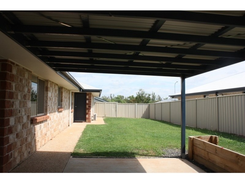 19 Berthun Street, Emerald QLD 4720