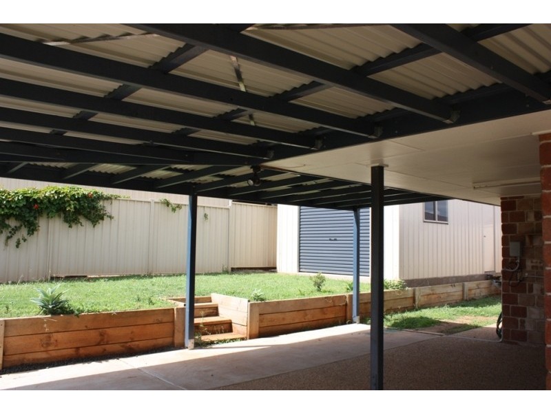 19 Berthun Street, Emerald QLD 4720