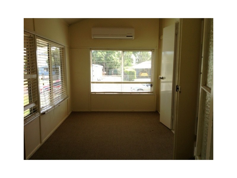 16  Moran Street, Capella QLD 4723