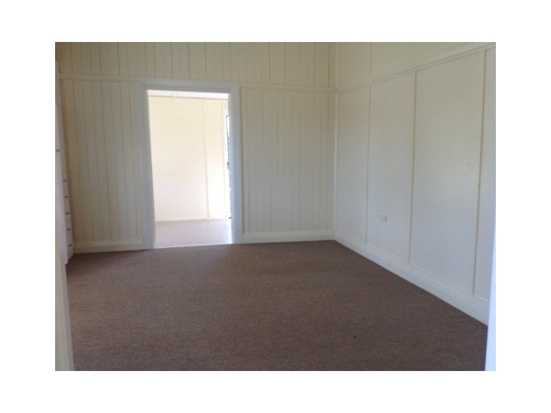 16  Moran Street, Capella QLD 4723