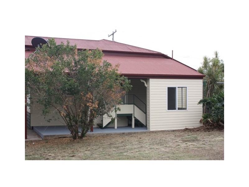 16  Moran Street, Capella QLD 4723