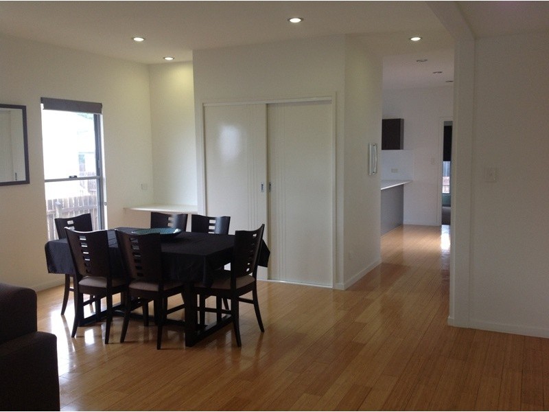 7 Lilly Close (Off White Street), Emerald QLD 4720