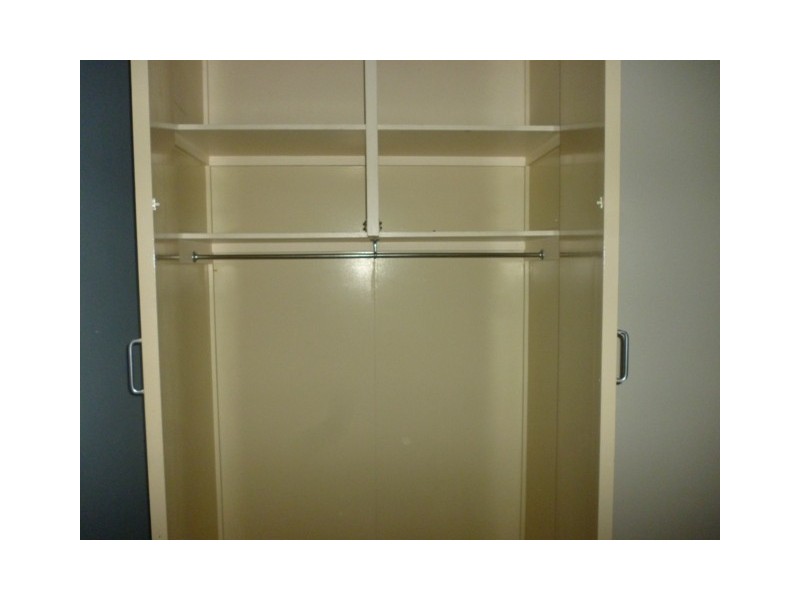 8 Burns Avenue, Emerald QLD 4720