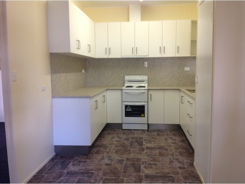 15 Centenary Drive, Emerald QLD 4720
