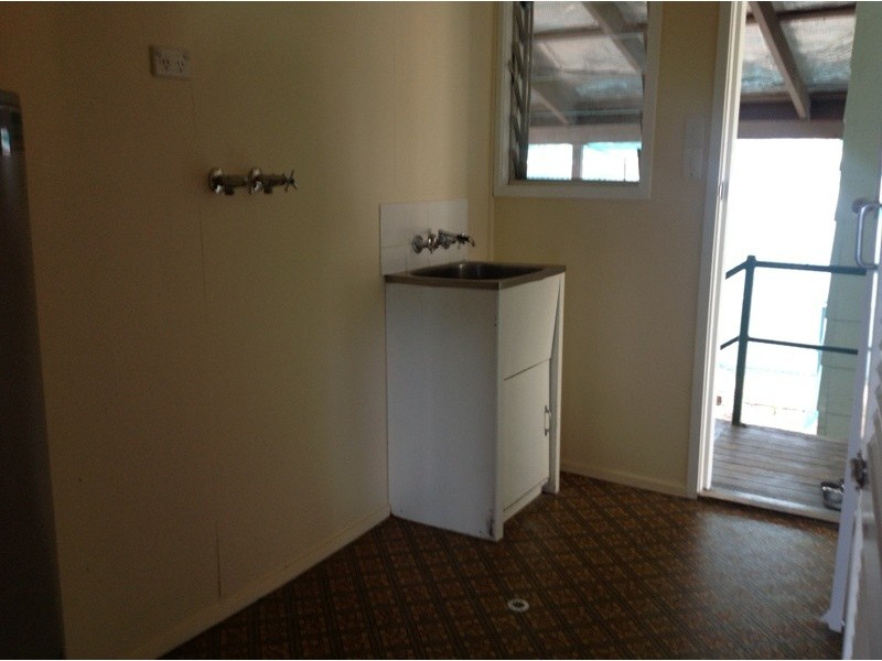 15 Centenary Drive, Emerald QLD 4720