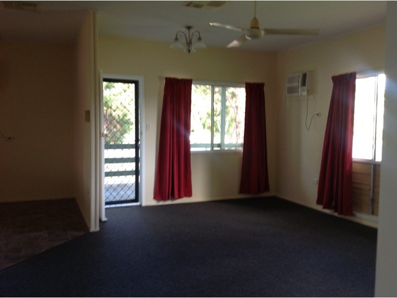 15 Centenary Drive, Emerald QLD 4720