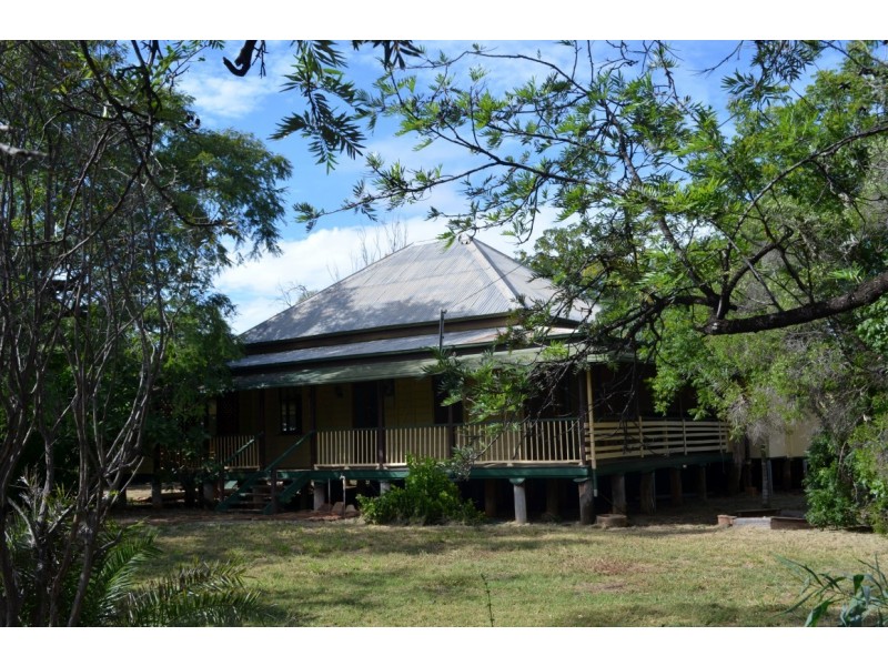 10 Conran Street, Capella QLD 4723