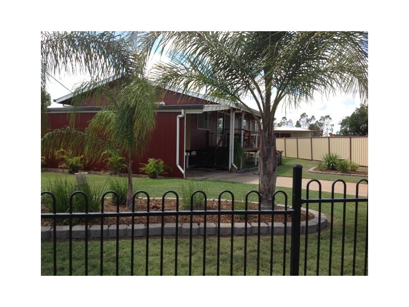 9  Huntley Street, Capella QLD 4723