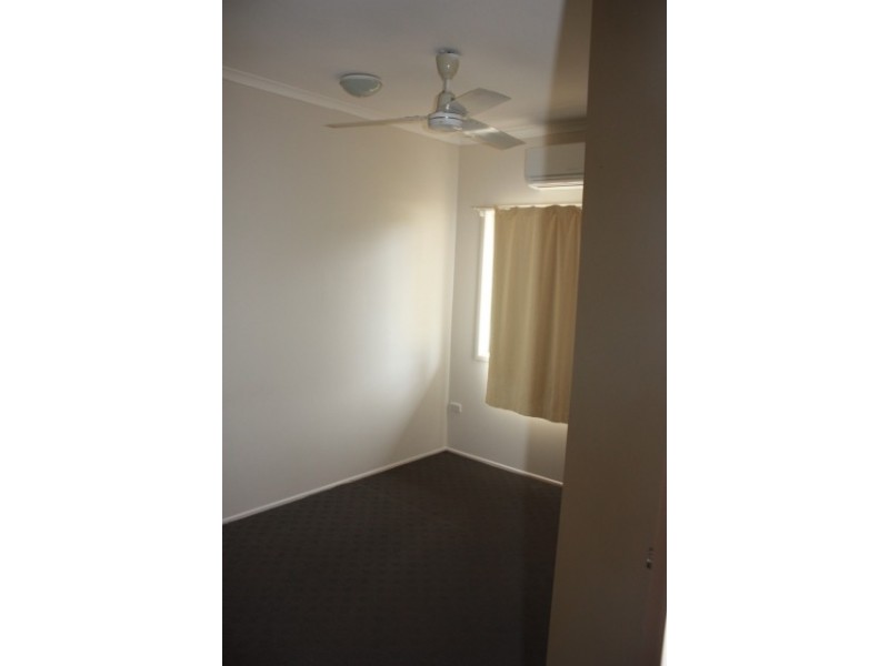 14 Saffola Pl, Emerald QLD 4720