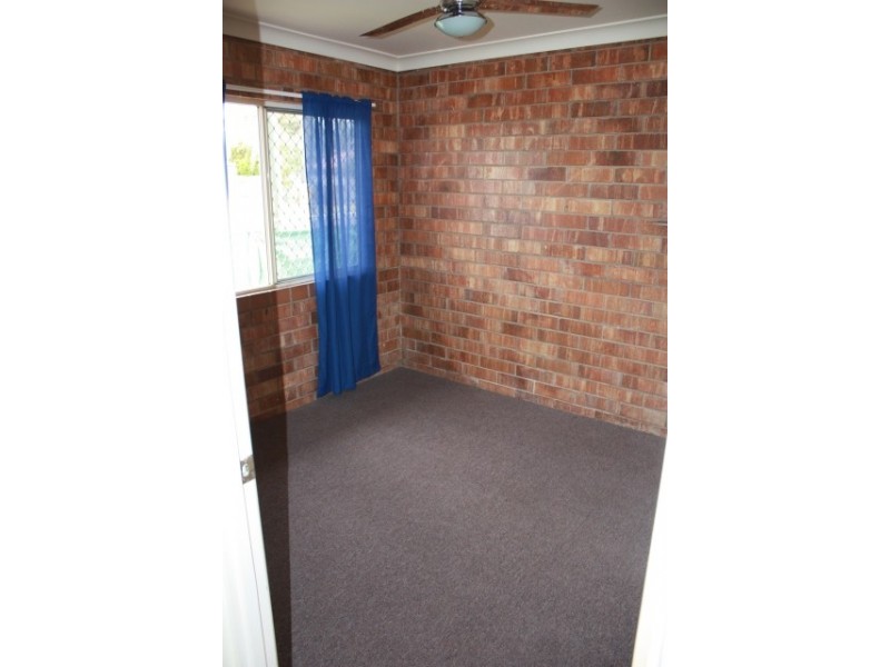 1/167 Opal St, Emerald QLD 4720