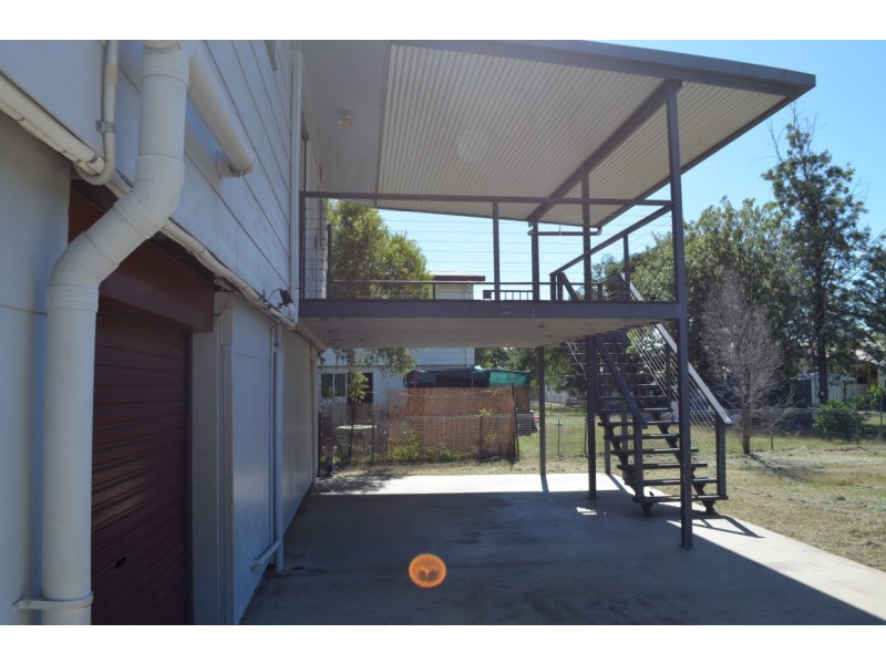 11 Mclean Street, Capella QLD 4723