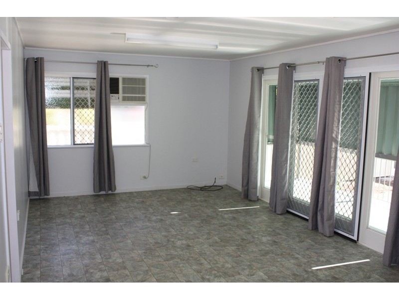 52 Old Airport Drive, Emerald QLD 4720
