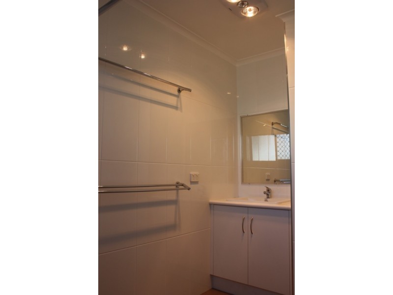 52 Old Airport Drive, Emerald QLD 4720