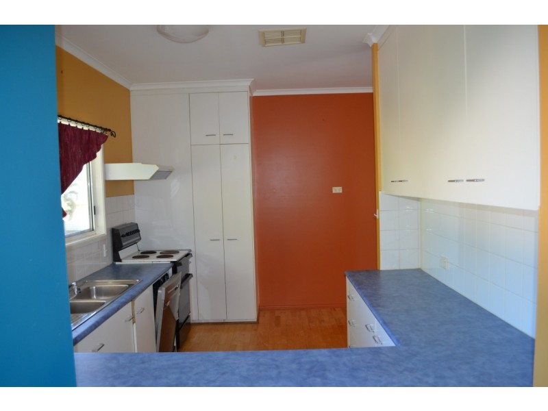 7 Judith Grove, Emerald QLD 4720