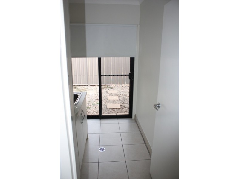 3 Paperbark Place, Emerald QLD 4720