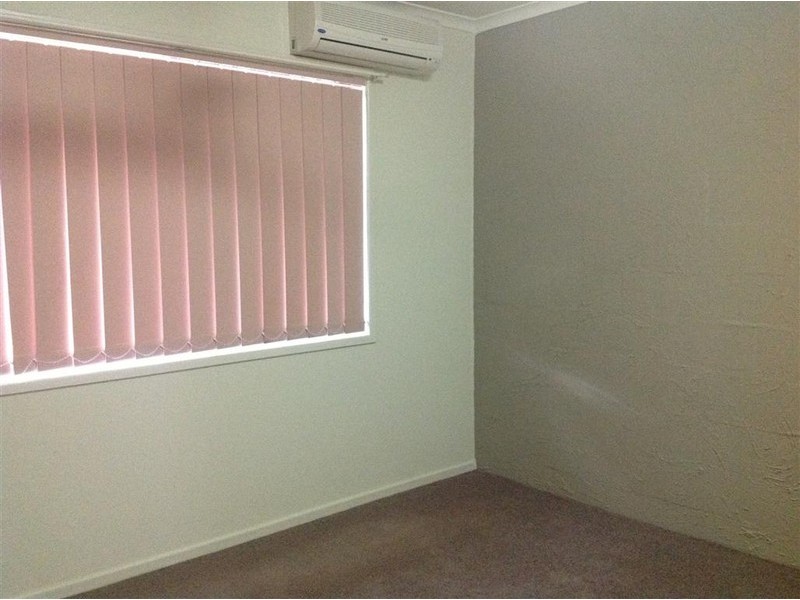 2/2 Morse Street, Emerald QLD 4720